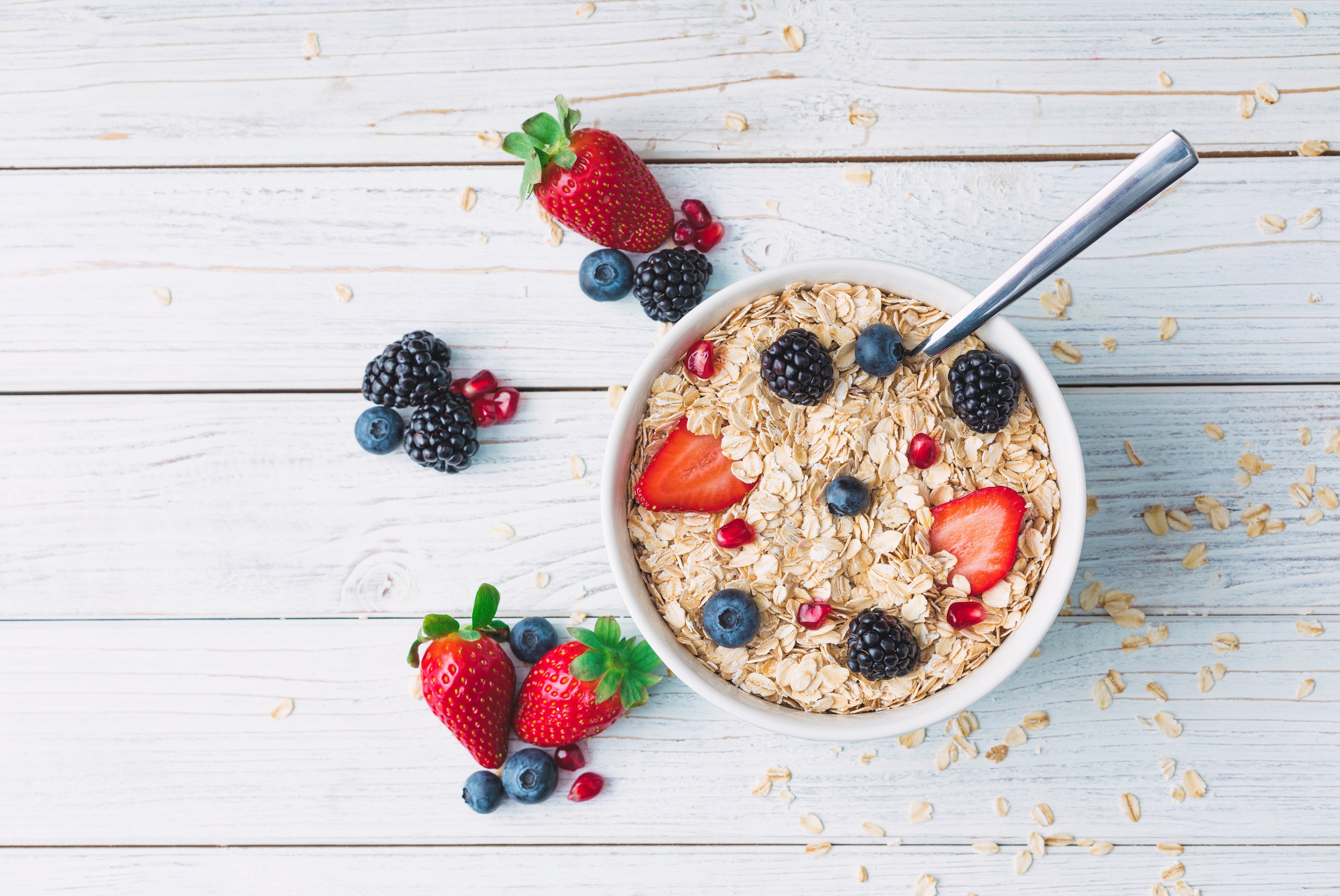 Aveia: benefícios, calorias, receitas e o que é
